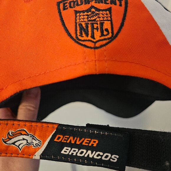 YOUTH Denver Broncos Hat - Picture 5 of 6